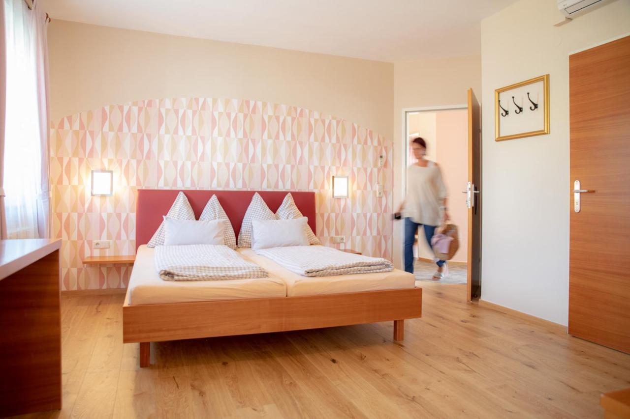 Restaurant Hotel Schrott Kaibing ภายนอก รูปภาพ